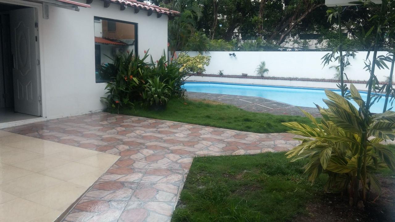 Carolina Princess Marbella Panama City Exterior photo